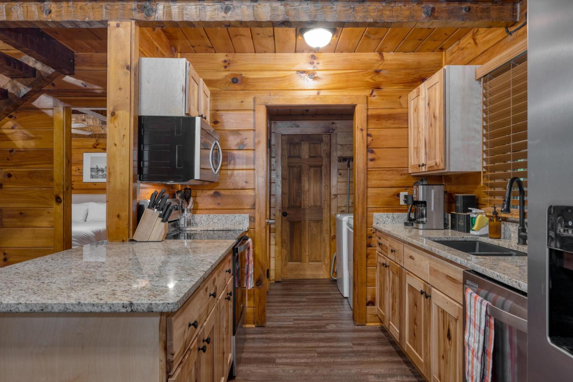 Dudley I By Avantstay Cosy Cabin W Hot Tub Incredible Views Pigeon Forge Bagian luar foto